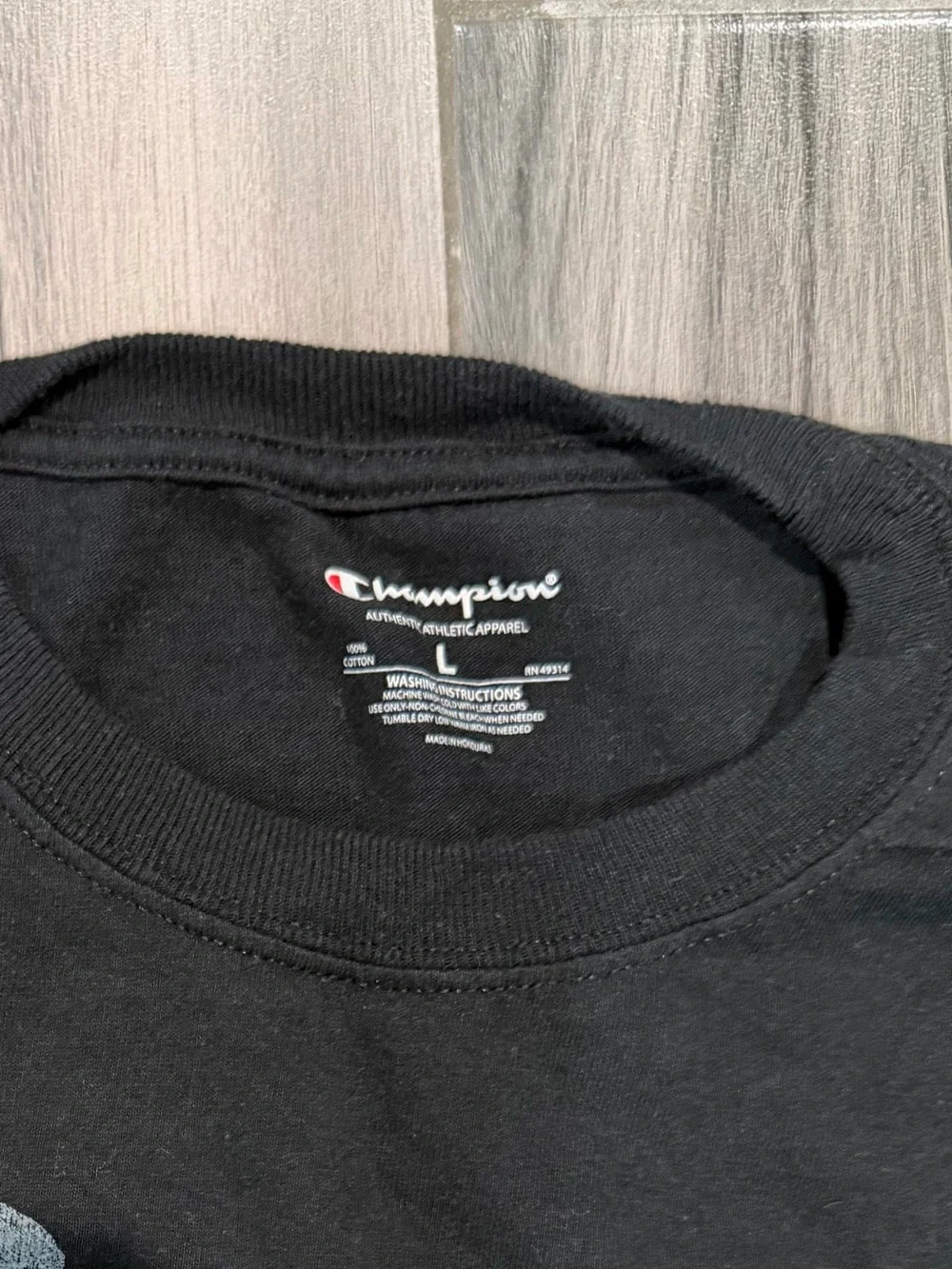 Champion Black March Madness Long Island Blackbirds 2011 Graphic Tee - Picture 2 of 2